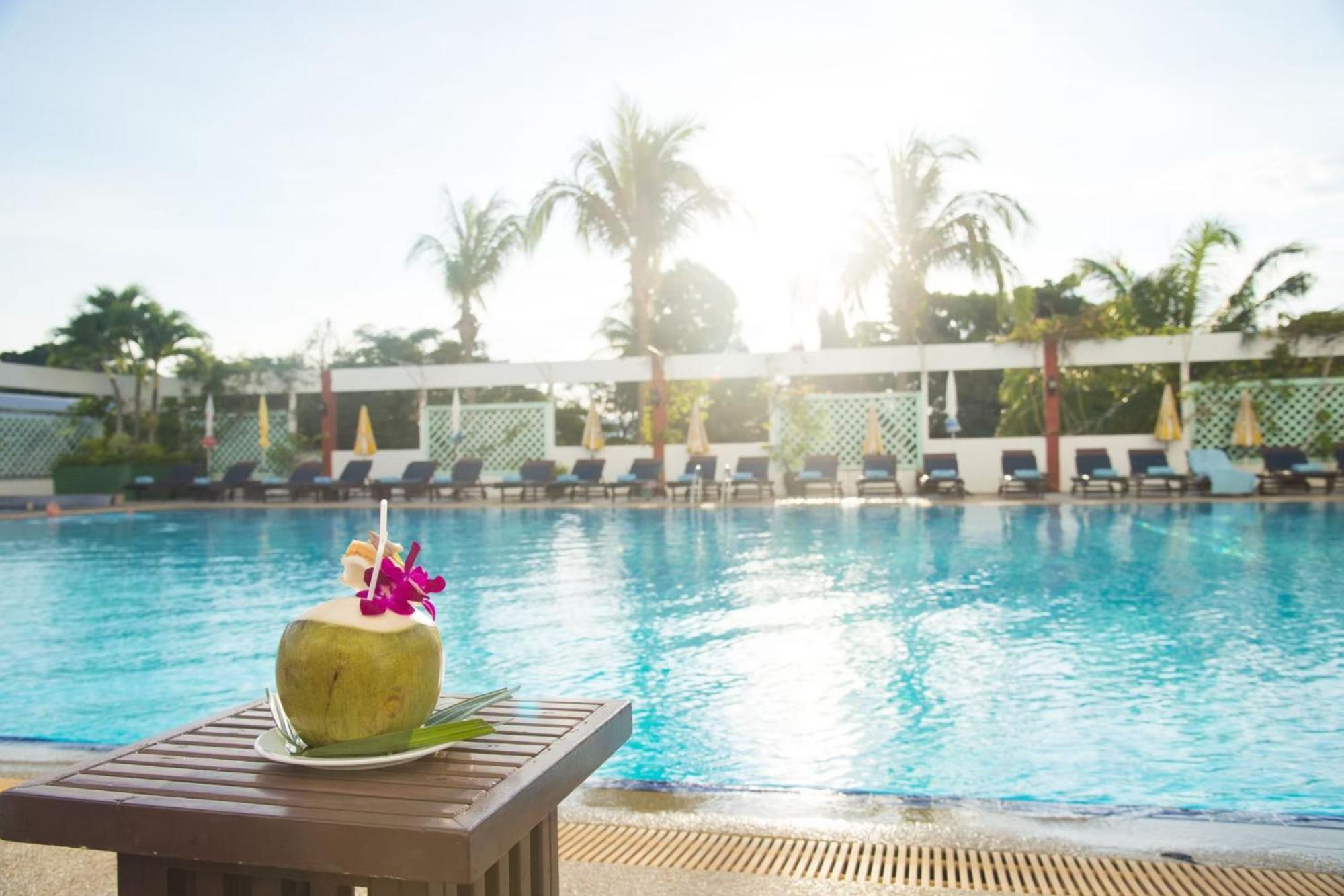 Hua Hin Grand Hotel&Plaza - SHA Extra Plus Exterior foto