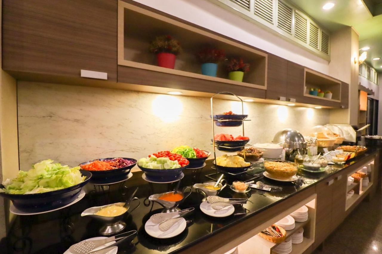 Hua Hin Grand Hotel&Plaza - SHA Extra Plus Exterior foto